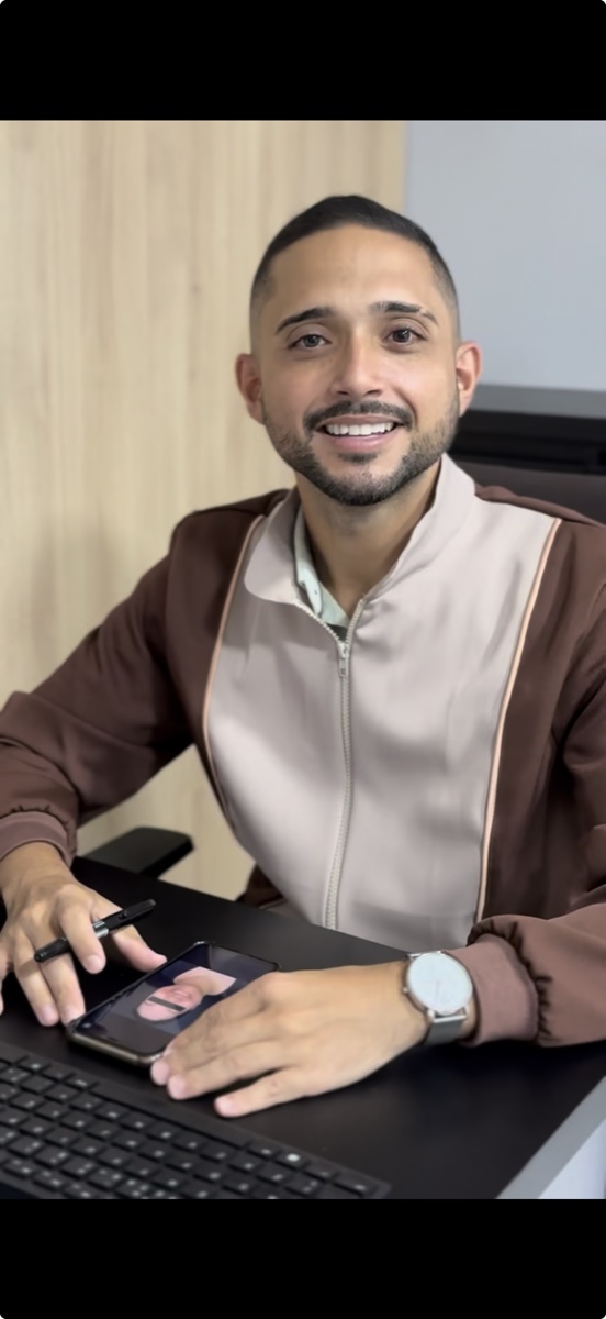 Dr. Reuel Pires